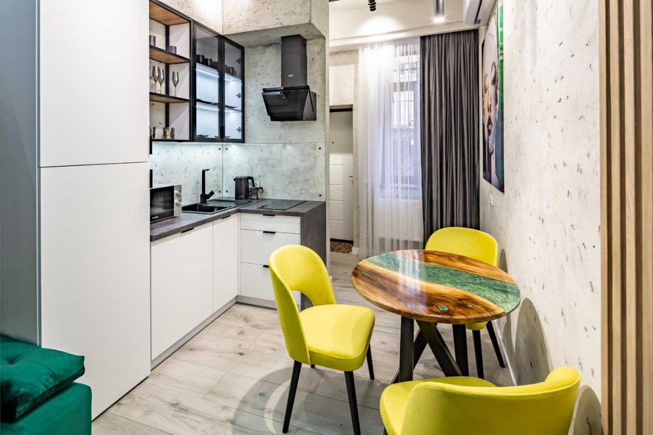 Alfa Apartments Kulisha 12 Lviv Eksteriør billede